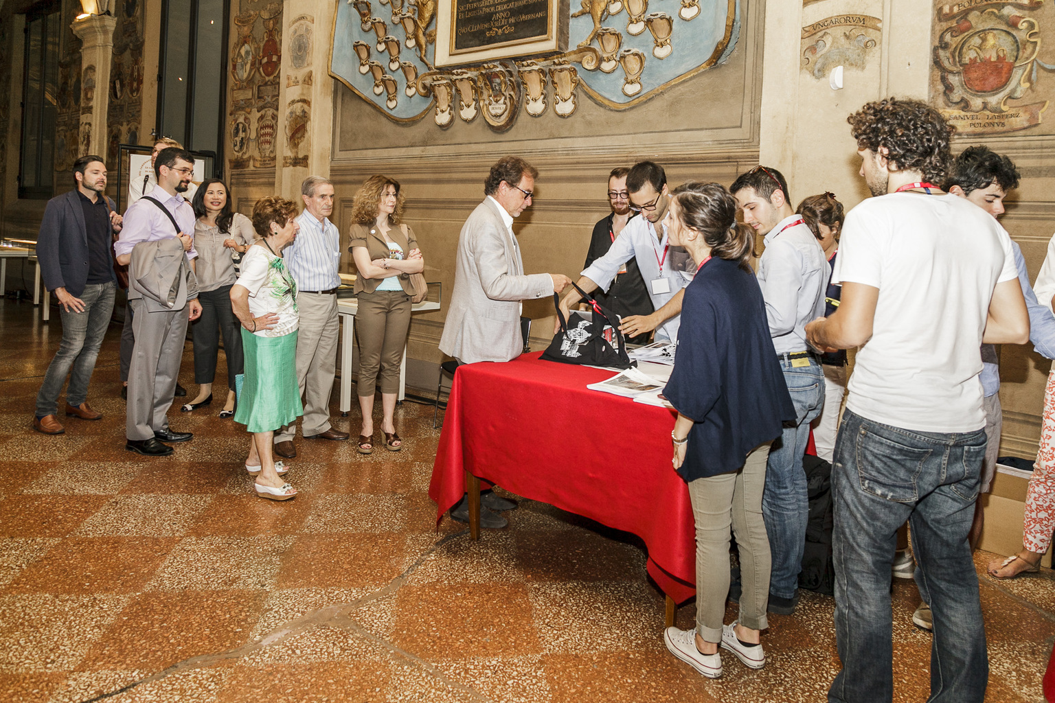 Past Present and Future of Public Space 2014 – The Community of City ...